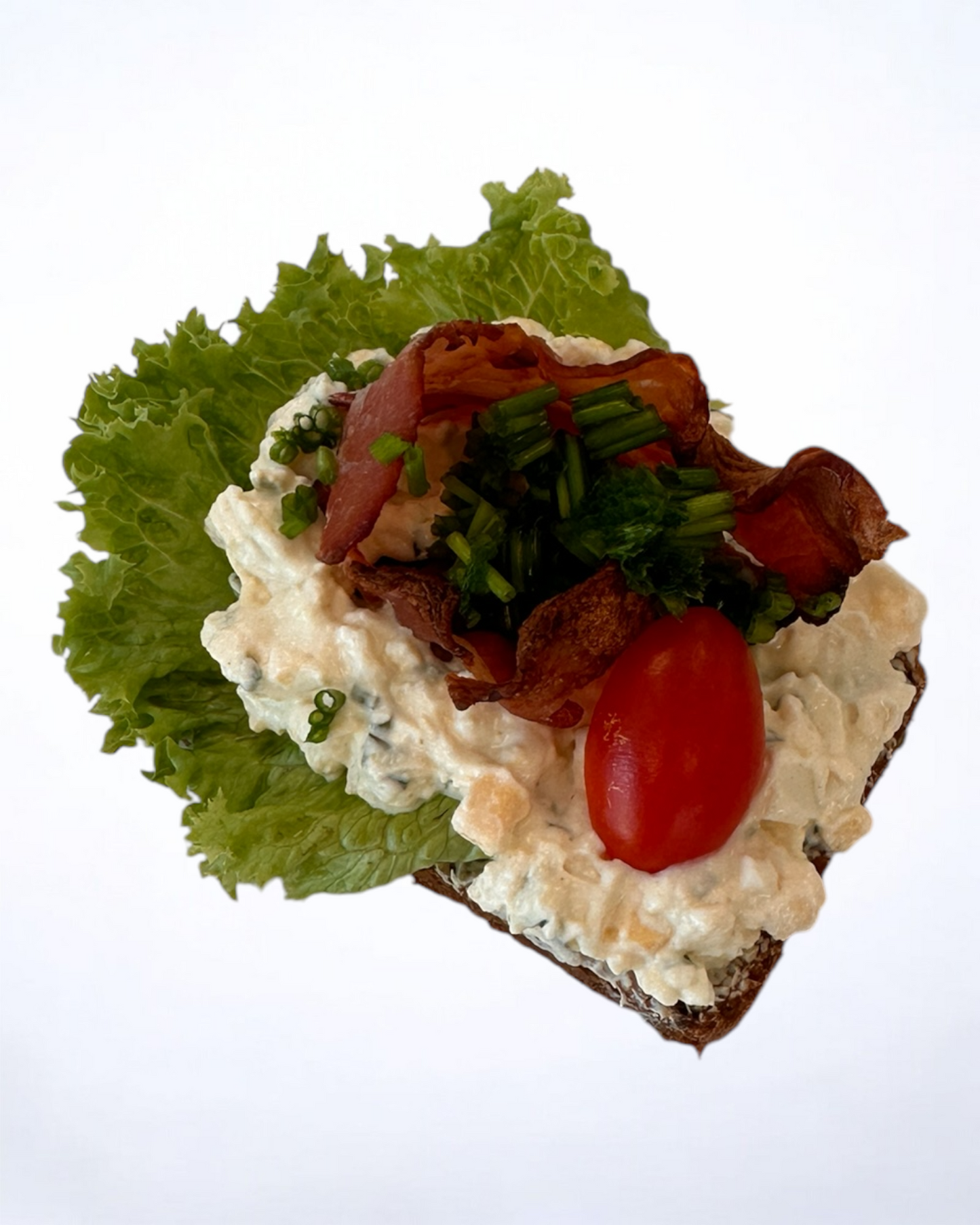 Æggesalat med bacon, agurk og purløg