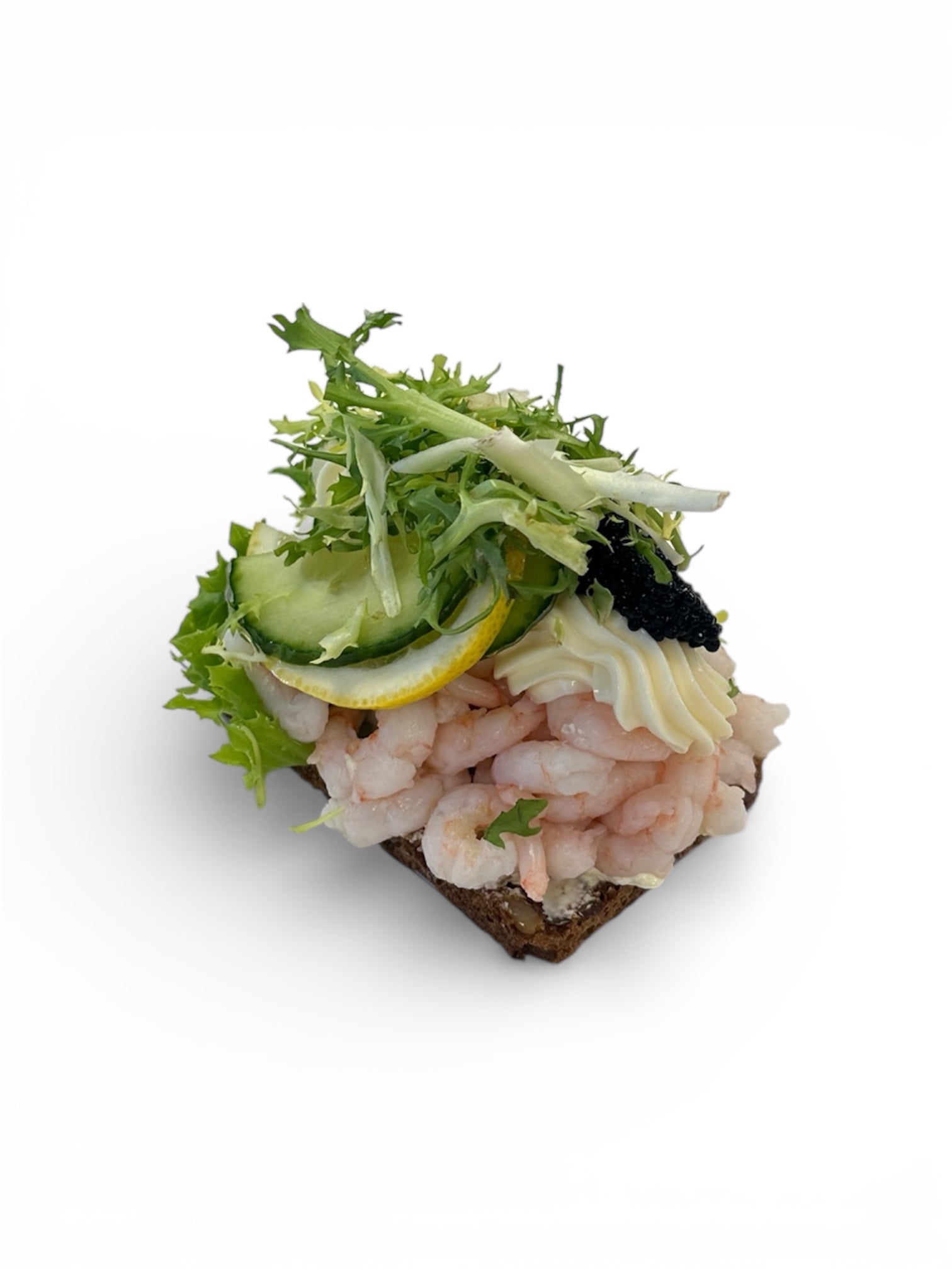 Æg & rejer, sort kaviar, & citron pyntet med grønt